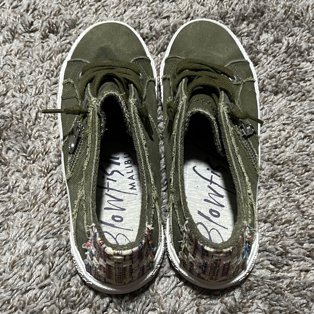 Olive Green Canvas Sneakers for Women - Picture 3 of 5